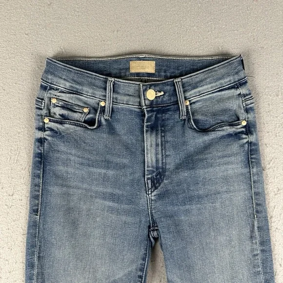 Mother The Weekender Fray Jeans Women's 24 Blue Denim Mid Rise Flare - Picture 4 of 16